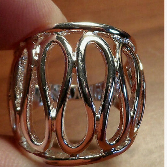 Nwt Silver Swirl Cage design Ring 8 Artsy style - Picture 6 of 6
